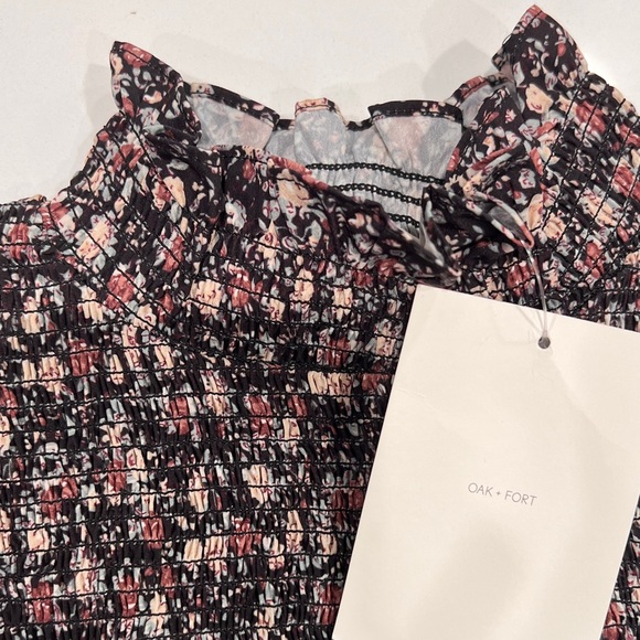 Oak + Fort Floral Puff Sleeve top - Picture 3 of 5